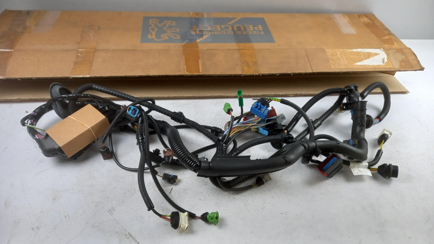 Original PEUGEOT 306 Restyle DW10TD 2.0 HDi Motorkabelbaum 6510C1