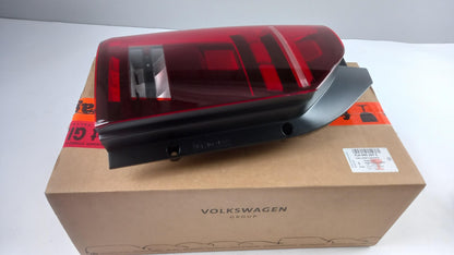Original Volkswagen Camper Multivan Transporter Caravelle Heckleuchte 7LA945207C