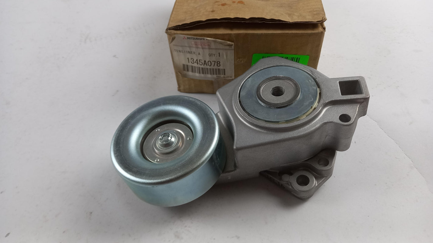 Original OE MITSUBISHI Riemenspanner 1345A078