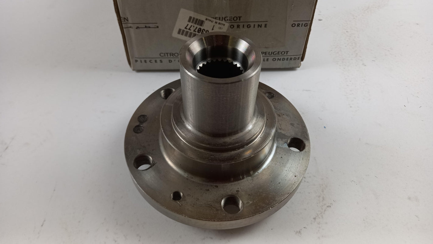Original OE Peugeot Radnabe 330777
