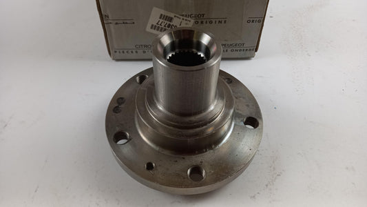 Original OE Peugeot Radnabe 330777