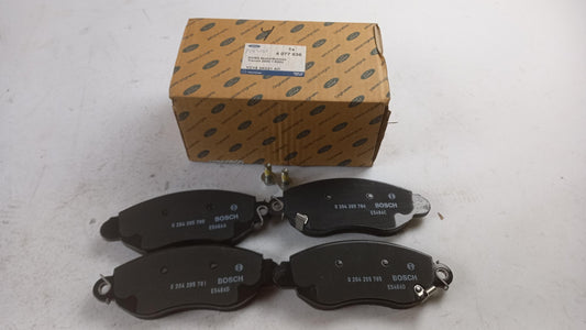 Original OE FORD Transit 00-06 Bremsbeläge 4077636