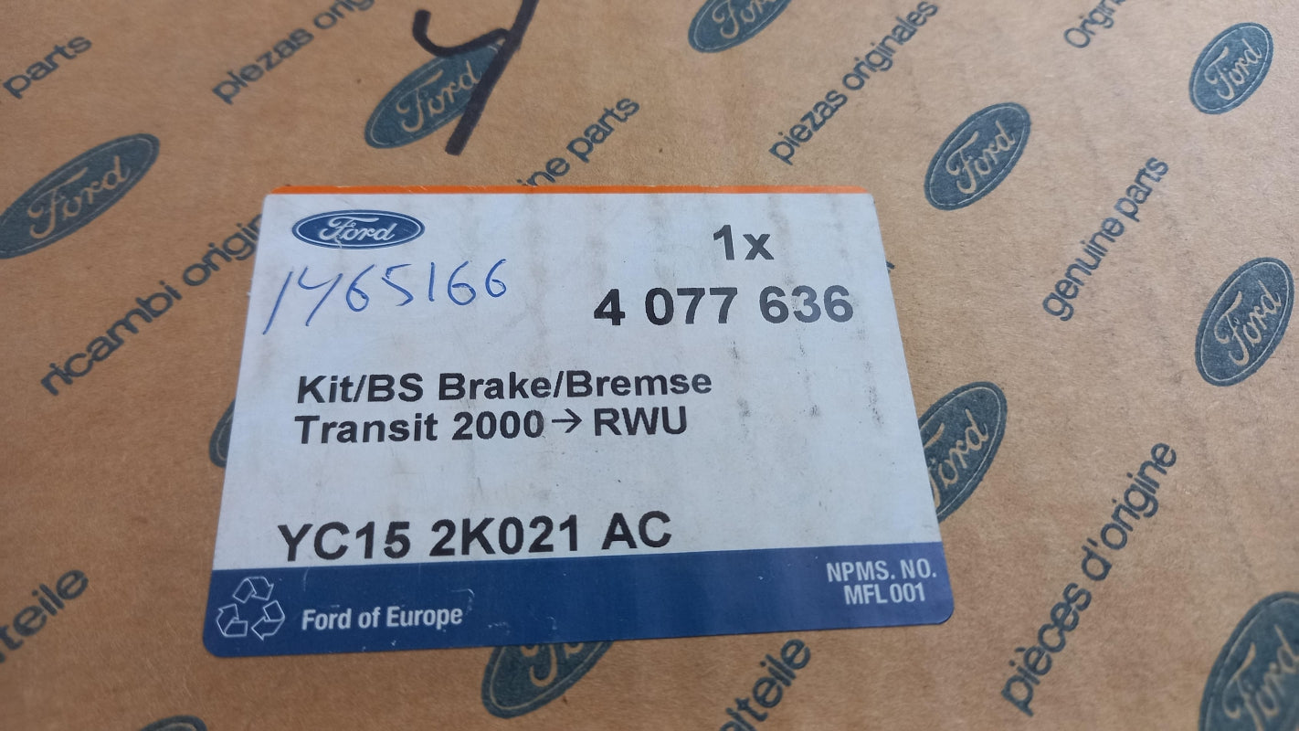 Original OE FORD Transit 00-06 Bremsbeläge 4077636