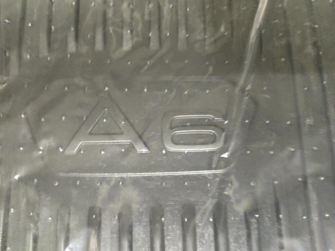 Original OE Volkswagen Gepäckraumwanne 4K0061180A