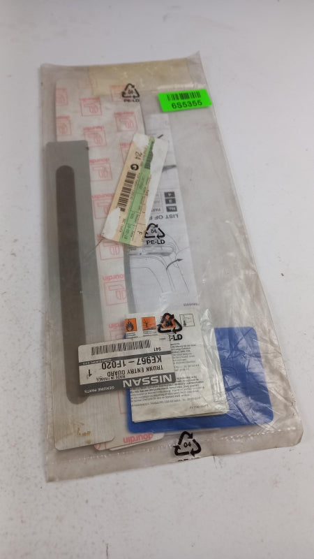 Original OE NISSAN Stoßstange Zierleiste Satz KE9671F020