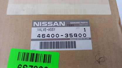 Original NISSAN Datsun Truck D21 Ventil 4640035G00