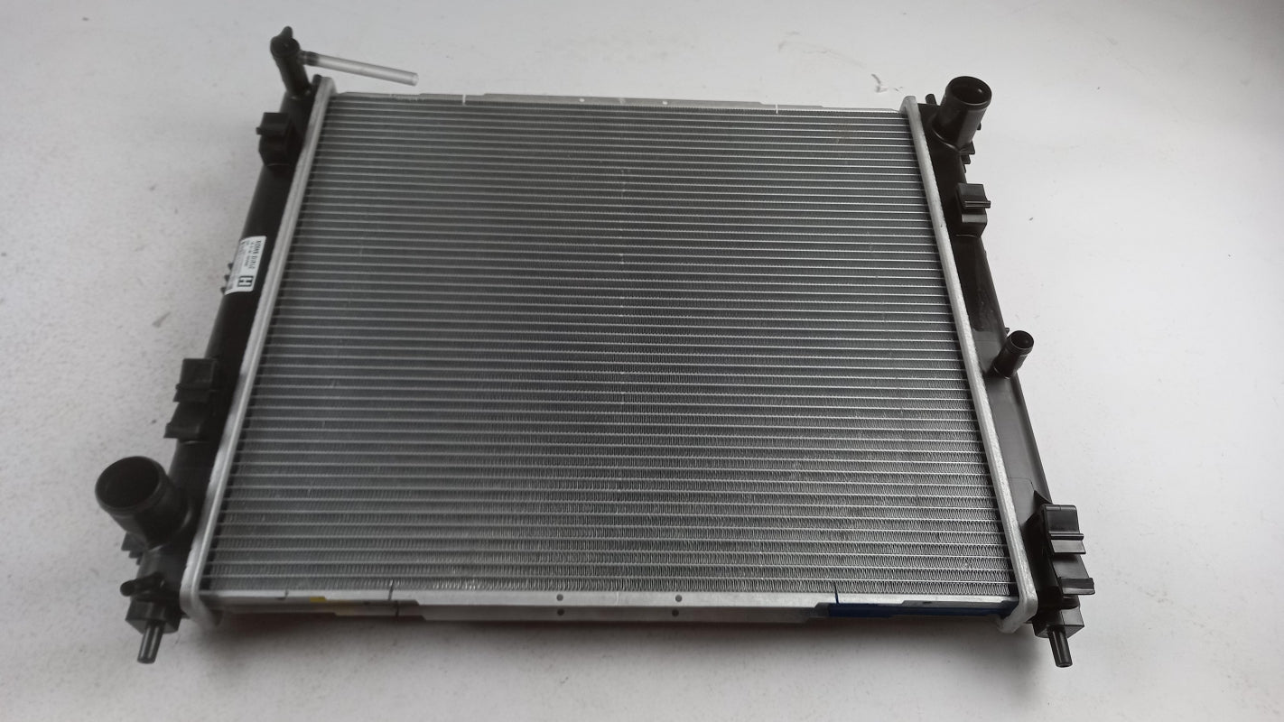 Original OE NISSAN Wasserkühler 21410BA62A