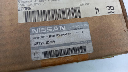 Original OE NISSAN Heckklappe Zierleiste KE791JD020