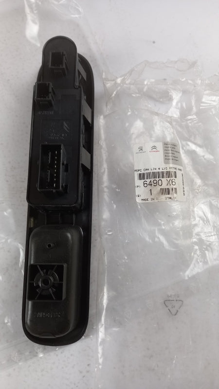 Original PEUGEOT 3008 5008 Fensterheberschalter Fahrer 6490X6