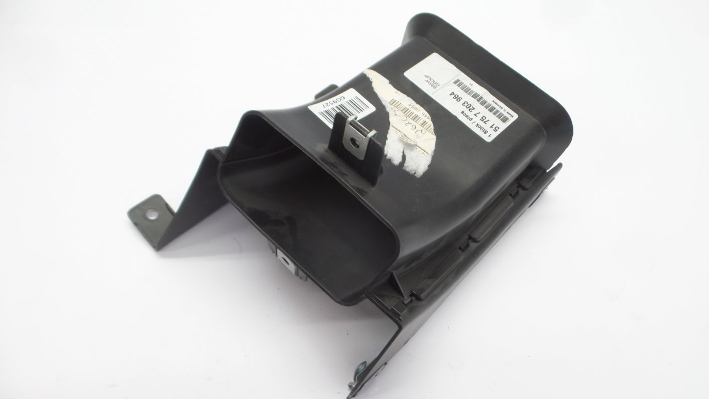 Original BMW 5' E60 E61 6' E63 E64 Motorraum Abschirmung rechts 51757203964