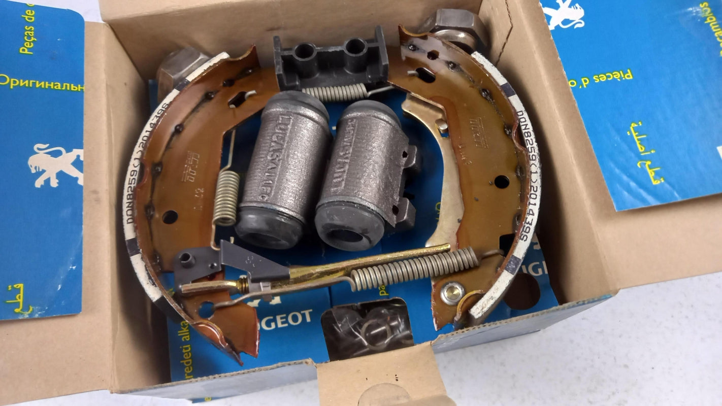 Original OE Peugeot Bremsbackensatz 42417G