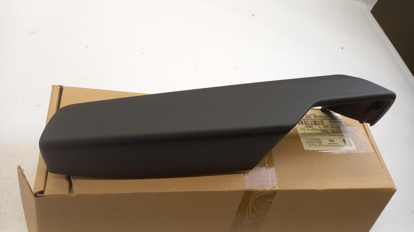 Original OE Volkswagen interior door grab handle 83A86717424A 