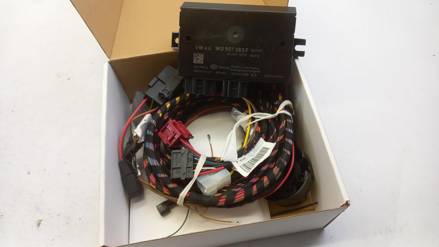 Original AUDI A1 -2018 Anhängerkupplung Elektrosatz 8X0055204