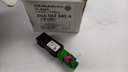 Original OE Volkswagen Nachrüstsatz 5NA057342A