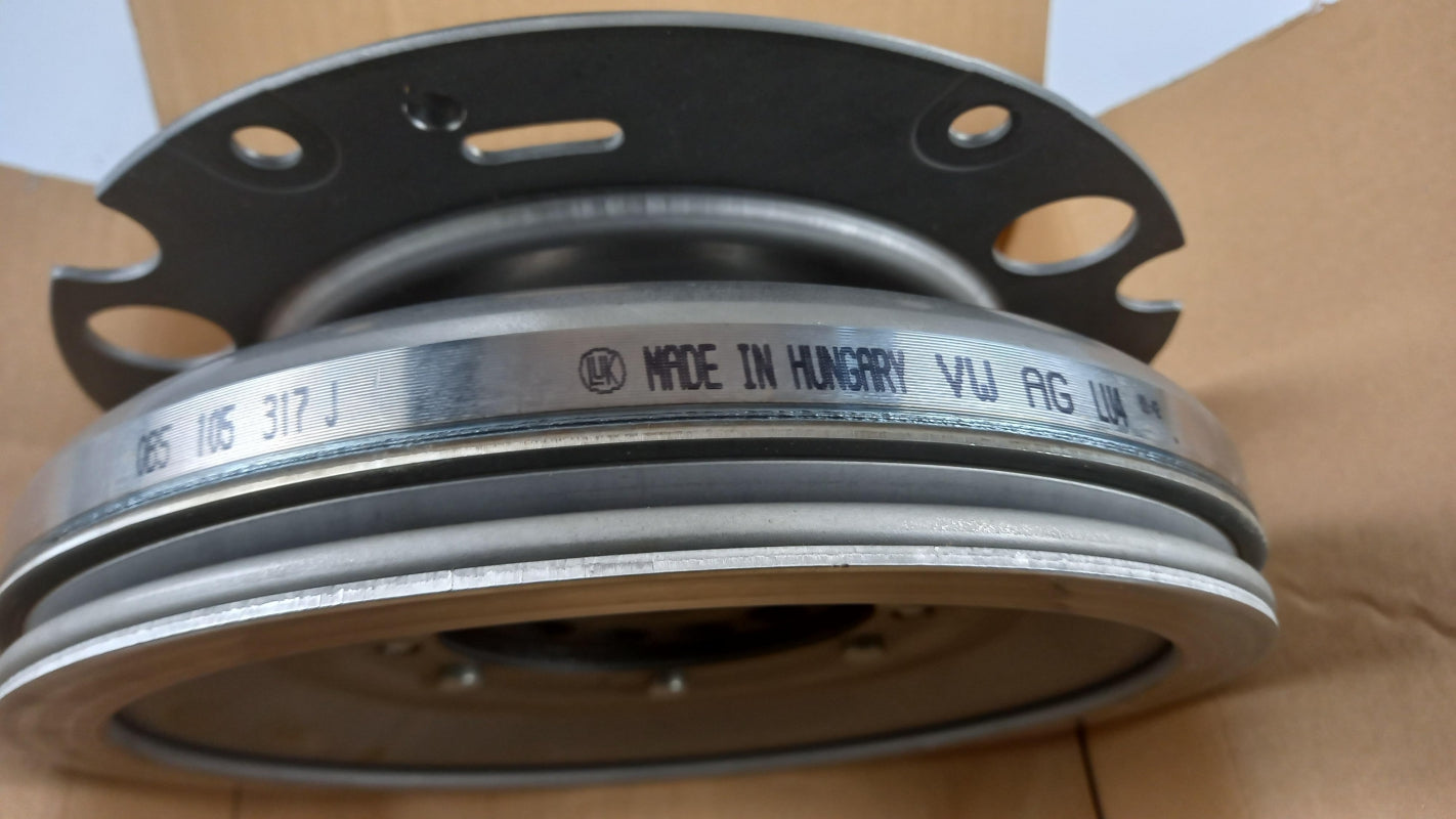 Original AUDI A4 2008-2016 A5 2010-2017 A6 2011-2018 Schwungrad 0B5105317J