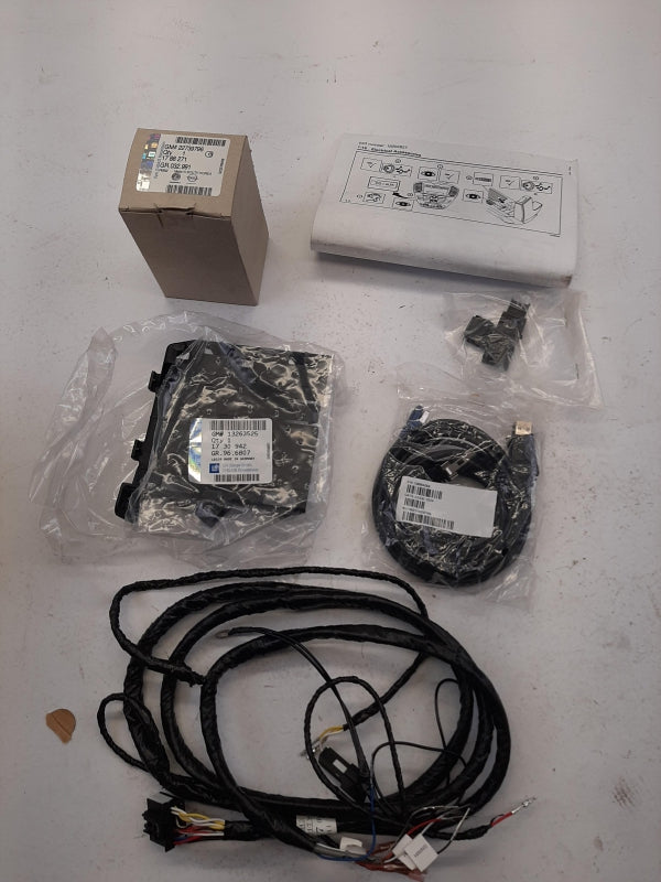 Original OE OPEL telephone mounting kit 13361357 