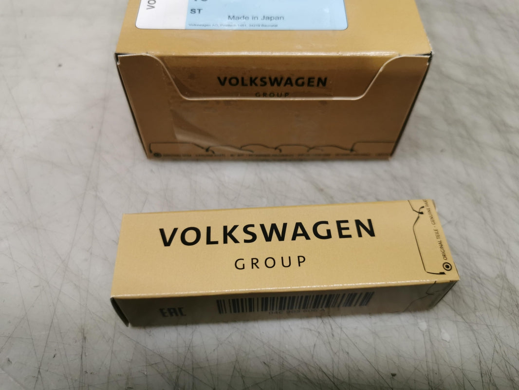 Original VOLKSWAGEN Polo UP SKODA Fabia SEAT Arona Leon Zündkerze 04C905606A