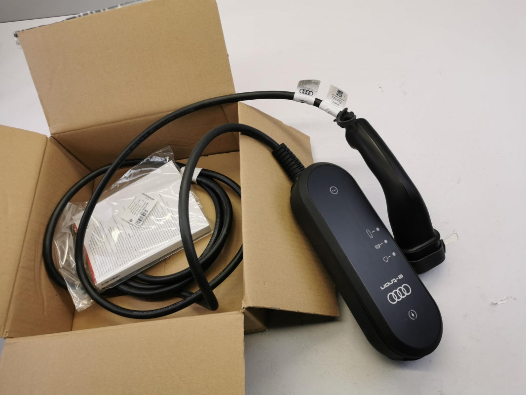 Original AUDI A3 13-20 Q4 e-tron 21- Battery Charger 11KW 3P Type 2 V04017001DE 