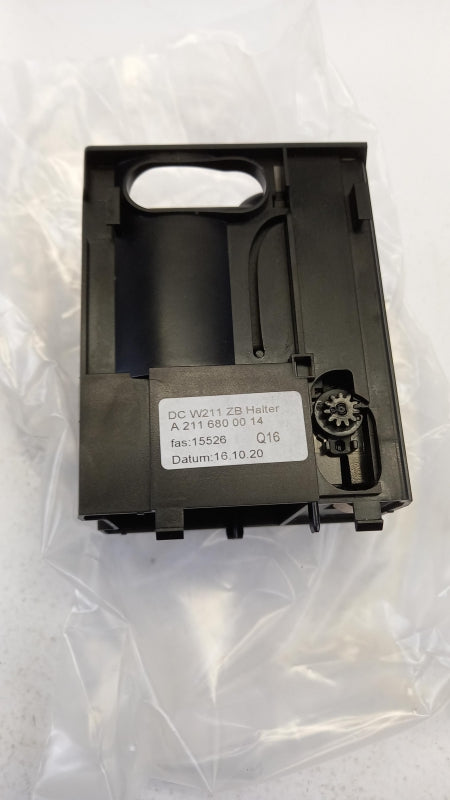 Original MERCEDES-BENZ E-Klasse W211 Getränkehalter A2116800014