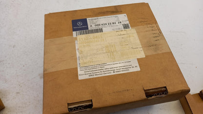 Original MERCEDES-BENZ Actros Atego Bremssattel Reparatursatz A000420228228