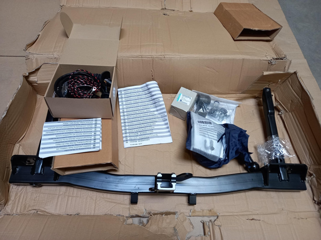 Original OPEL Corsa-E Anhängerkupplung abnehmbar mit E-Satz 13-polig 13449598