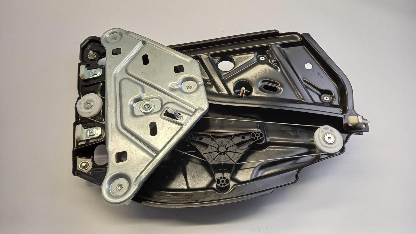 Original MERCEDES-BENZ E coupe C238 Fensterheber rechts hinten A2056700403