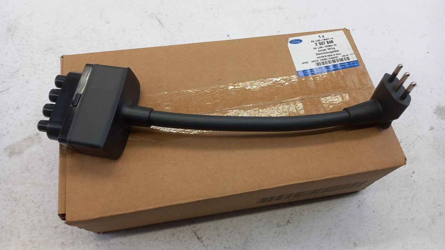 Original FORD Mustang MACH-E (2020-) cable connector charging plug 2507848 