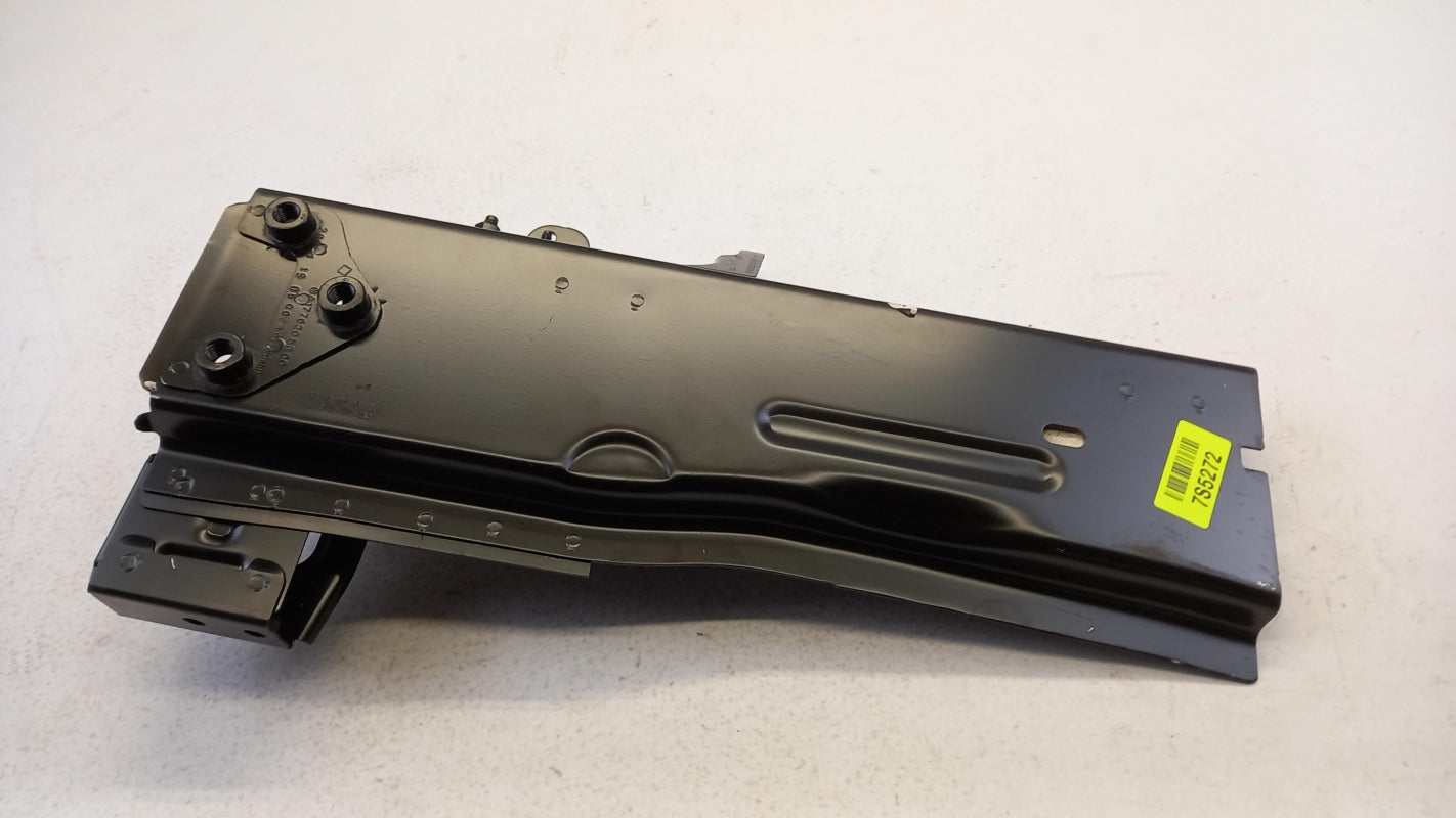 Original MERCEDES-BENZ A-klasse W177 Längsholm Rechts A1776207401