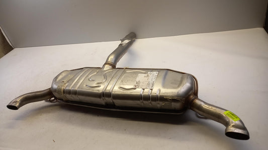 Original MERCEDES-BENZ A-Klasse W176 Abgasanlage Schalldämpfer A1764901883