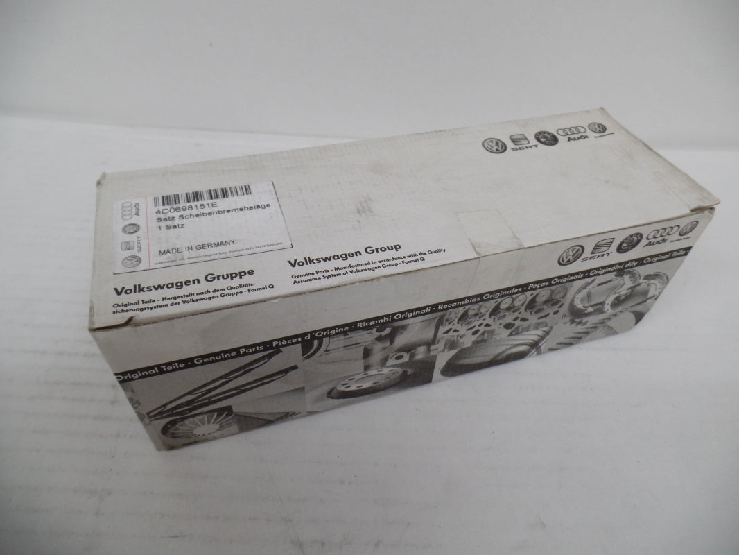 Original AUDI A8 ('94-'99) Bremsbeläge mit Warnkontakt 314X30mm vorne 4D0698151E