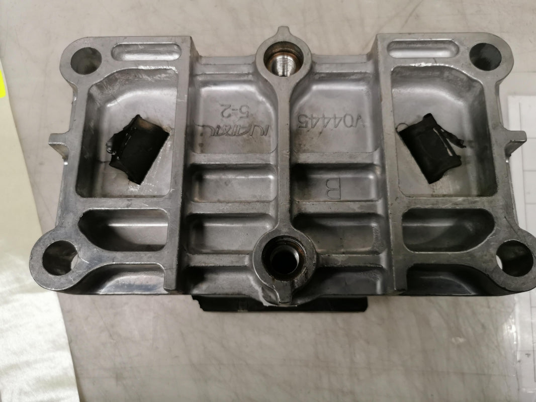 Original OE MERCEDES-BENZ Motorlager A9412417713