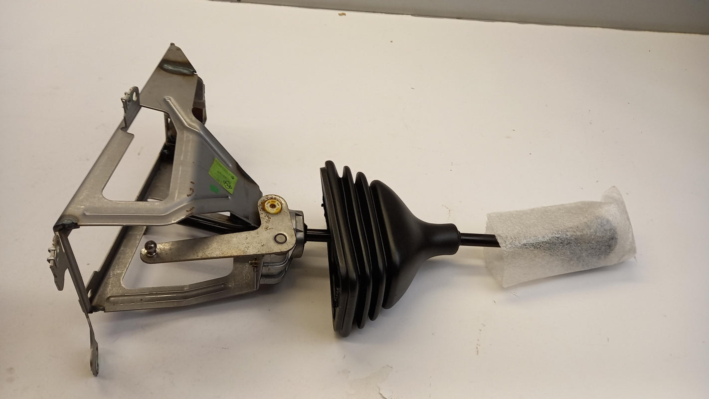 Original OPEL Movano-A 1.9 2.2 DTi Schalthebel 5-Gang 9109425