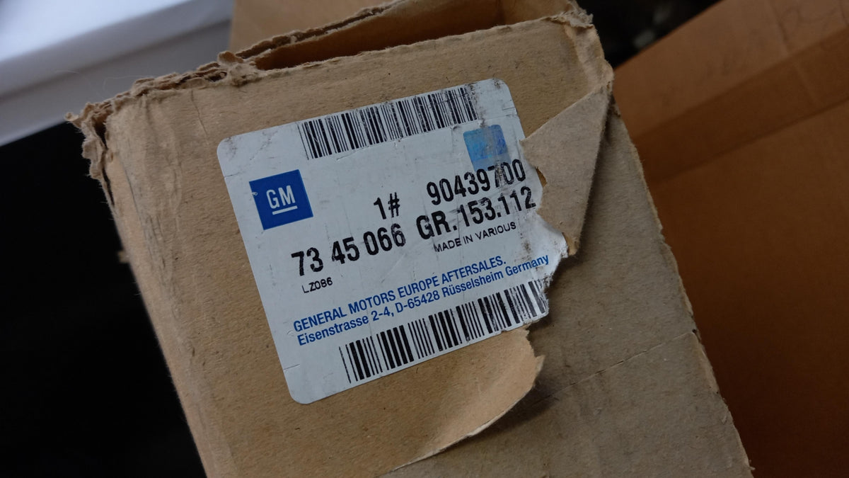 Original OPEL Corsa-B Hutablage Kofferraumabdeckung schwarz 90439700