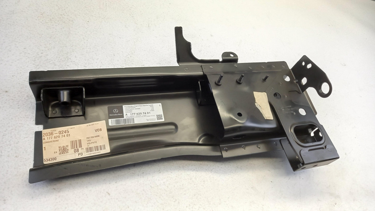 Original MERCEDES-BENZ A-klasse W177 Längsholm Rechts A1776207401