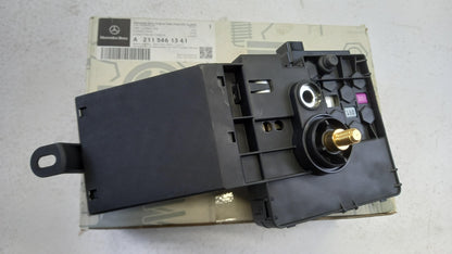 Original OE MERCEDES-BENZ Sicherungskasten A2115461341