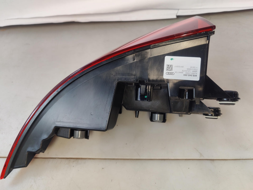Original AUDI A7 LED Heckleuchte links 4K8945069