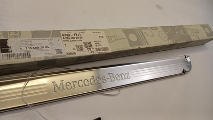Original MERCEDES-BENZ E-klasse C238 2017-  Einstiegsleiste A2056802806