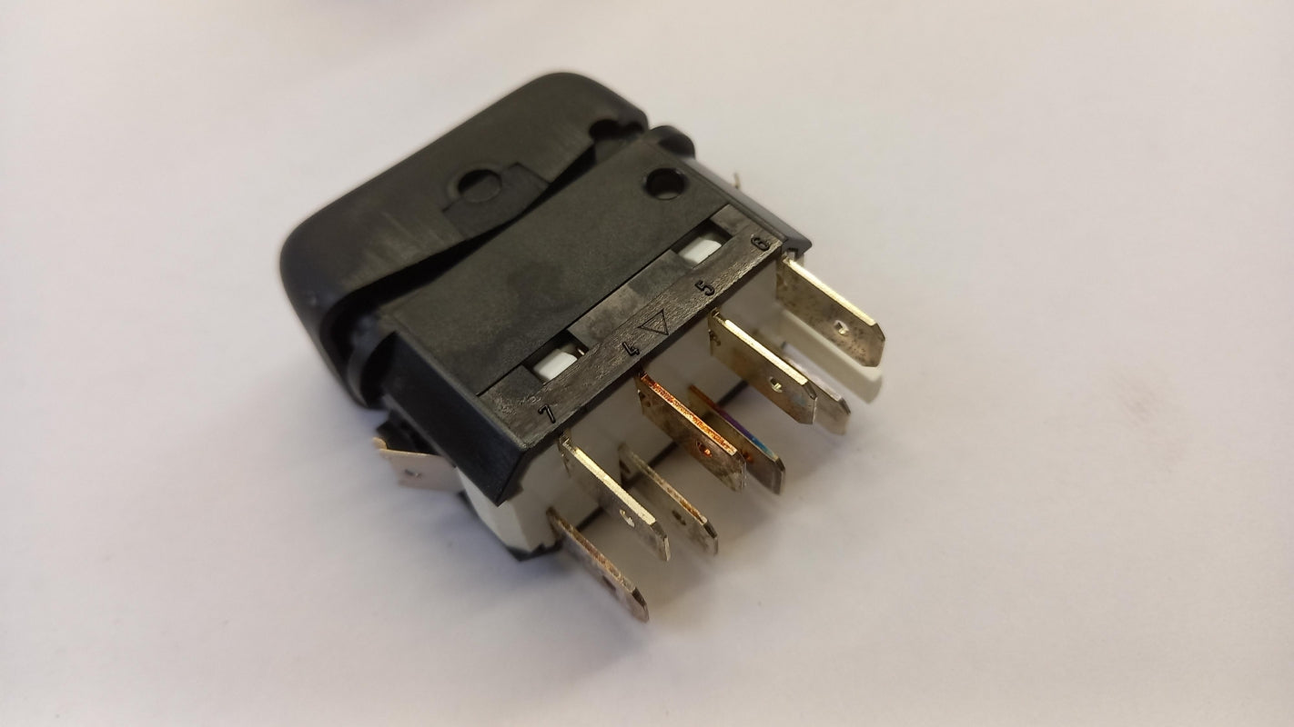 Original MERCEDES-BENZ Vario Schalter A0035450507