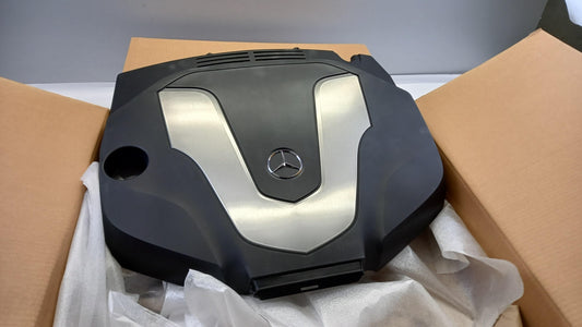 Original MERCEDES-BENZ ML GLE-klasse W166 C292 Ventildeckel A6420107008