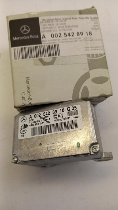 Original OE MERCEDES-BENZ Längs-/Querbeschleunigung Sensor A0025428918