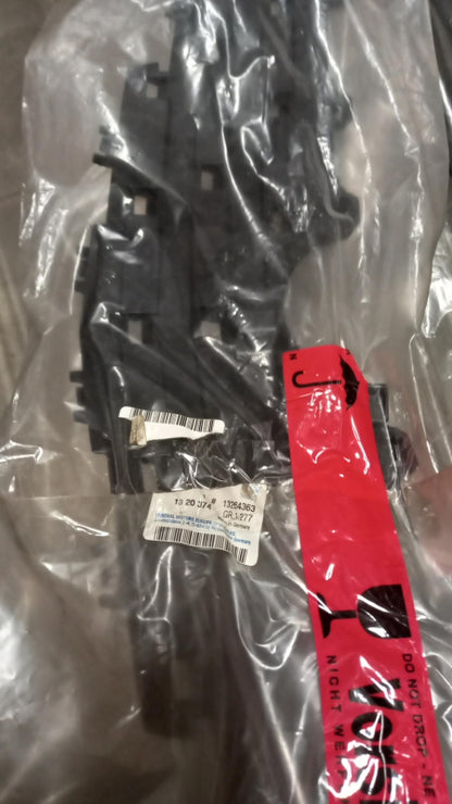 Original OPEL Insignia A Oberer Kühlergrill der Frontstoßstange 13264363