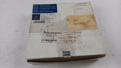 Original MERCEDES-BENZ SL-Klasse R231 Bremsbeläge Satz Vorne A0084203020