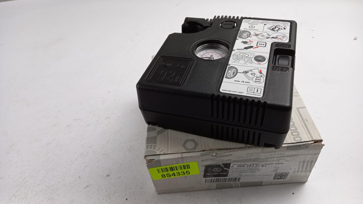 Original OE MERCEDES-BENZ Reifendruck Kompressor A0005835101