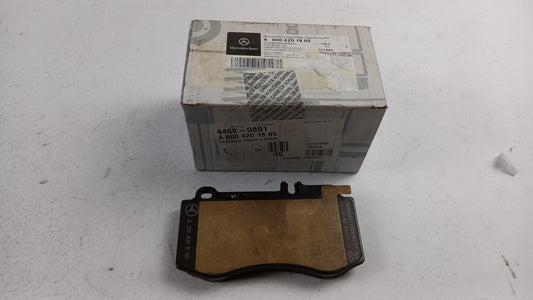 Original MERCEDES-BENZ CLS-Klasse C218 12-14 Bremsbeläge Satz Vorne A0004201805