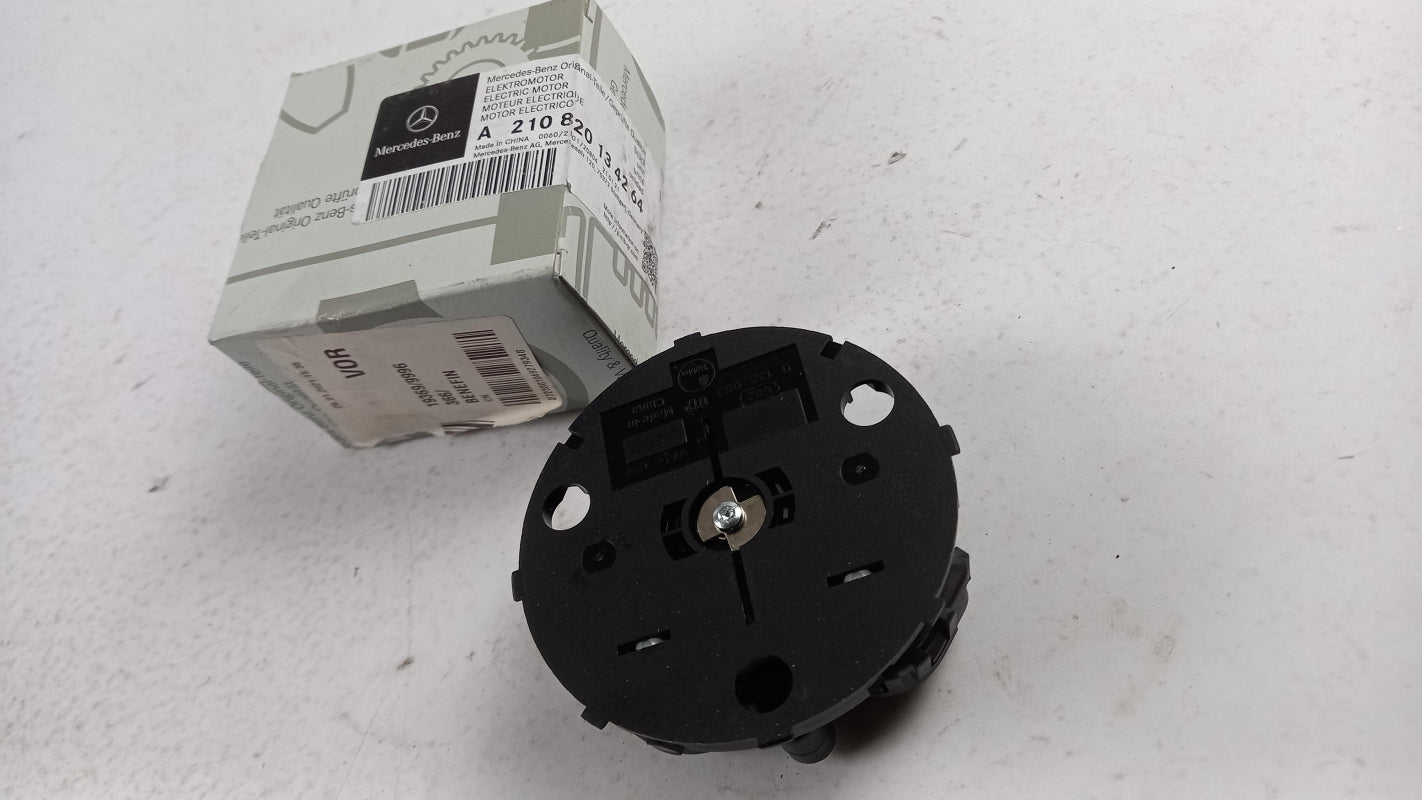 Original OE MERCEDES-BENZ Außenspiegel Bedienelement A210820134264