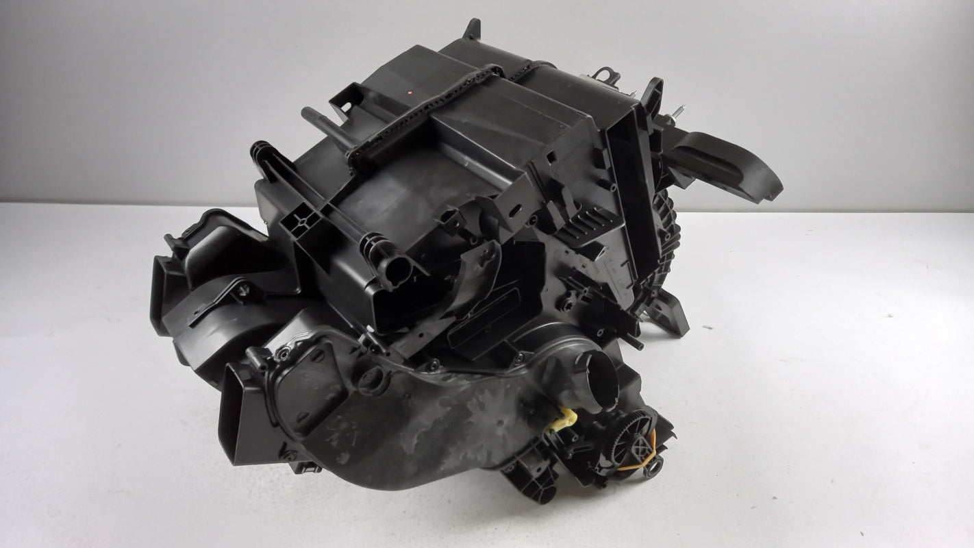 Original CITROËN C5 (X7) heater housing 6480C9 