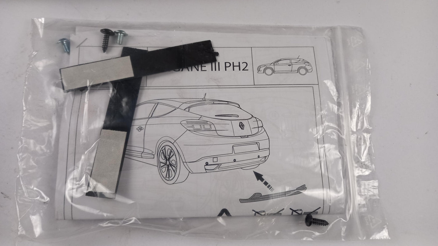 Original RENAULT Megane III Ph2 Heckschürze Carbon 8201276215