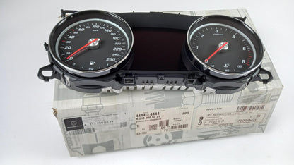 Original MERCEDES-BENZ E-Klasse W213 Kombiinstrument Tacho 2.2 CDI A2139000229