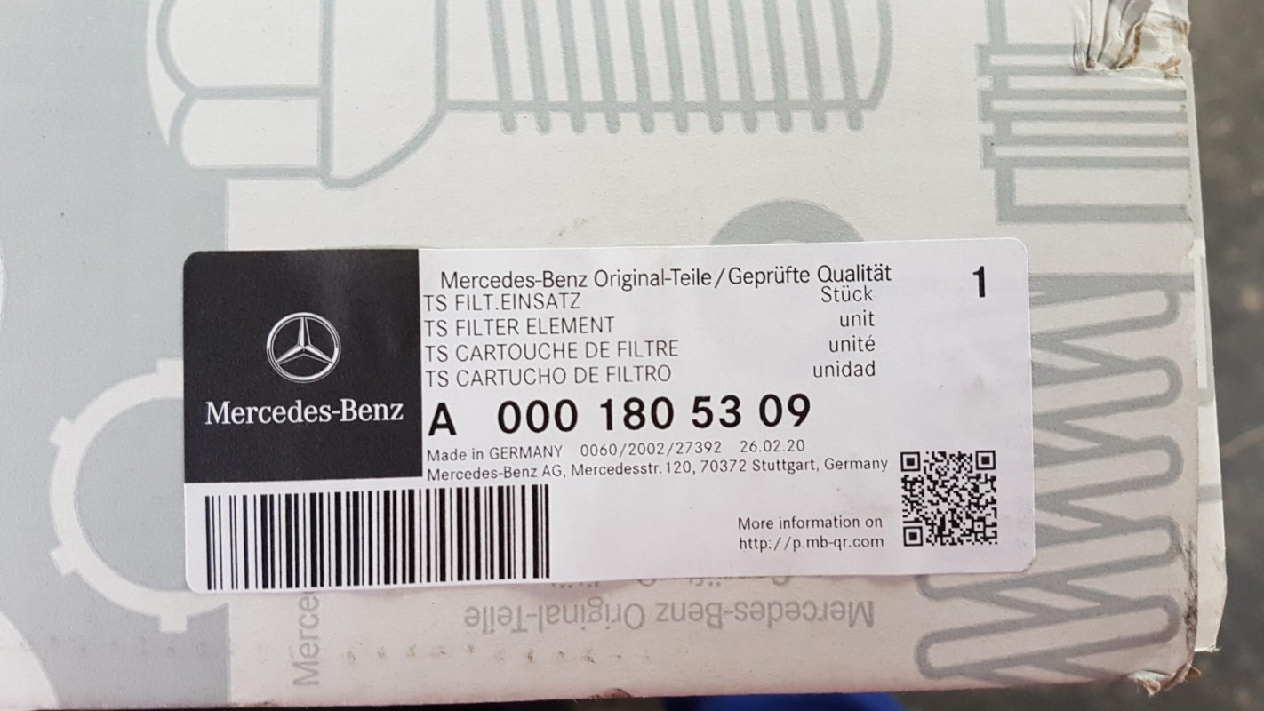 Original MERCEDES-BENZ W906 Filterset (Kraftstoff-/Öl-/Luft- filter) A0001805309