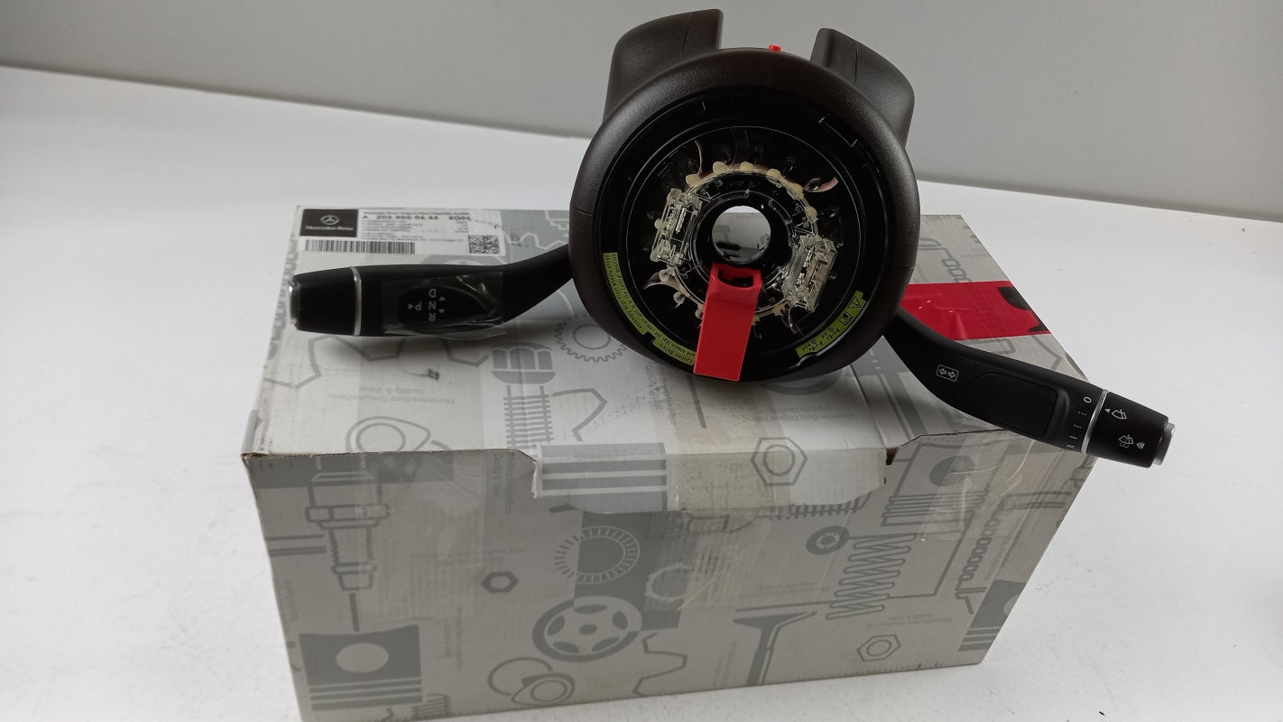 Original MERCEDES-BENZ C-Klasse W205 Lenkstockschalter A20590006468Q96